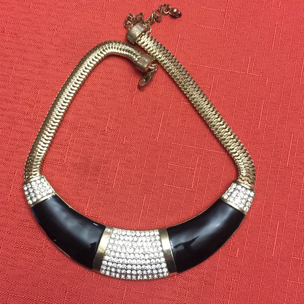 Gold black chocker